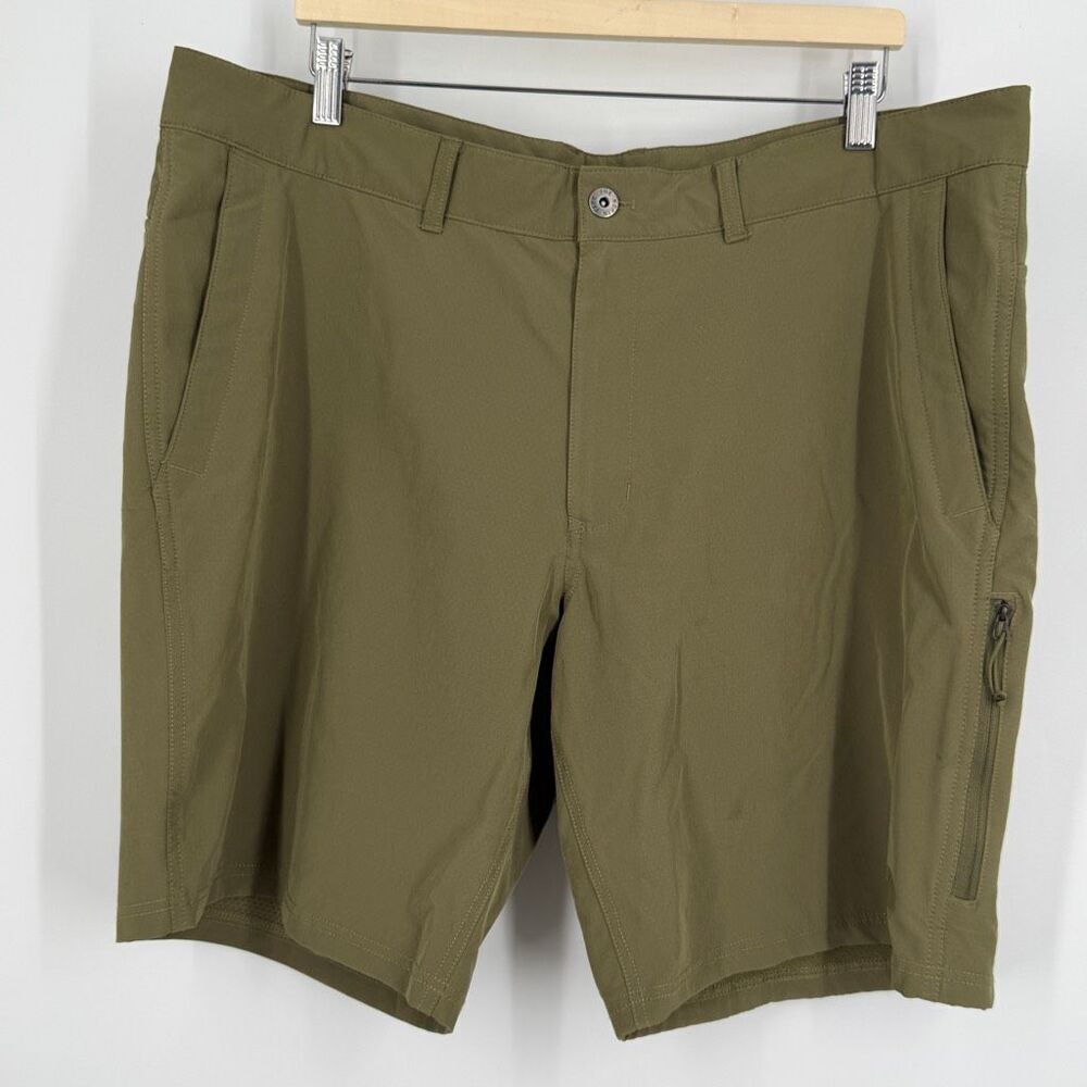 The North Face Olive Green Rolling Sun Flash Dry Packable Hiking Shorts Size 40